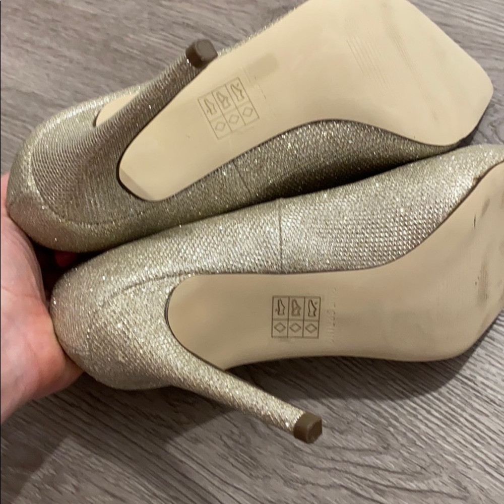 Spring heels size 10 - Picture 4 of 4